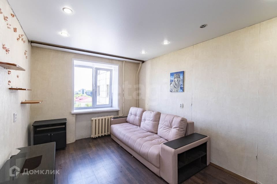 Продаётся комната в 2-комн. квартире, 27.4 м²