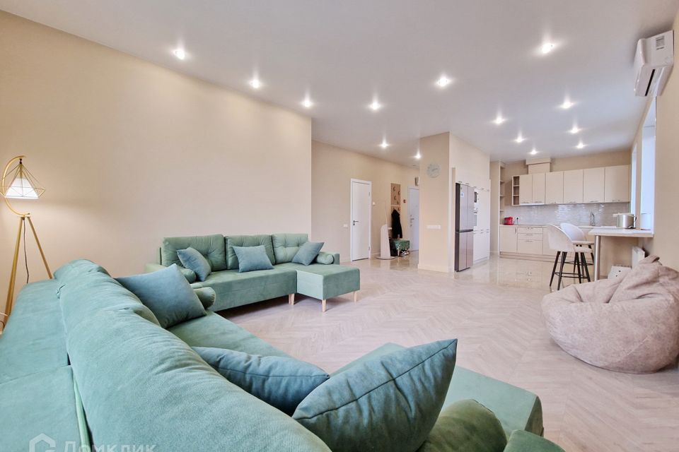 Сдаётся 2-комнатная квартира, 70 м²