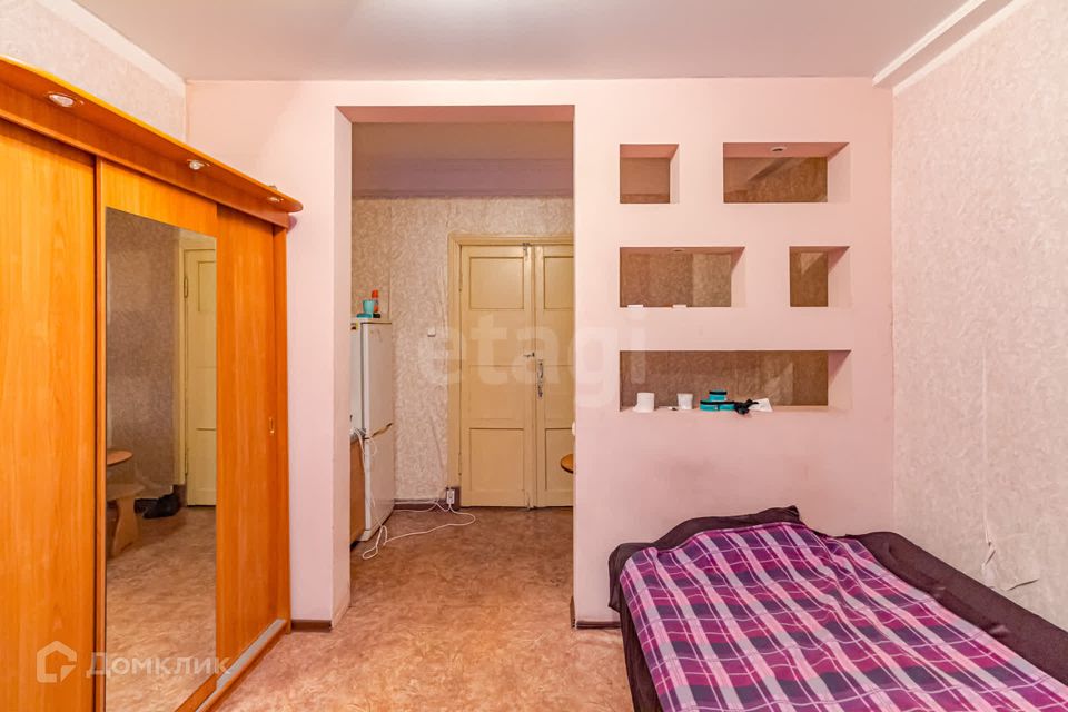 Продаётся комната в 3-комн. квартире, 17.8 м²