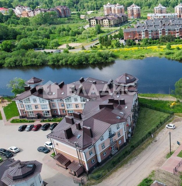 Продаётся 3-комнатная квартира, 126 м²