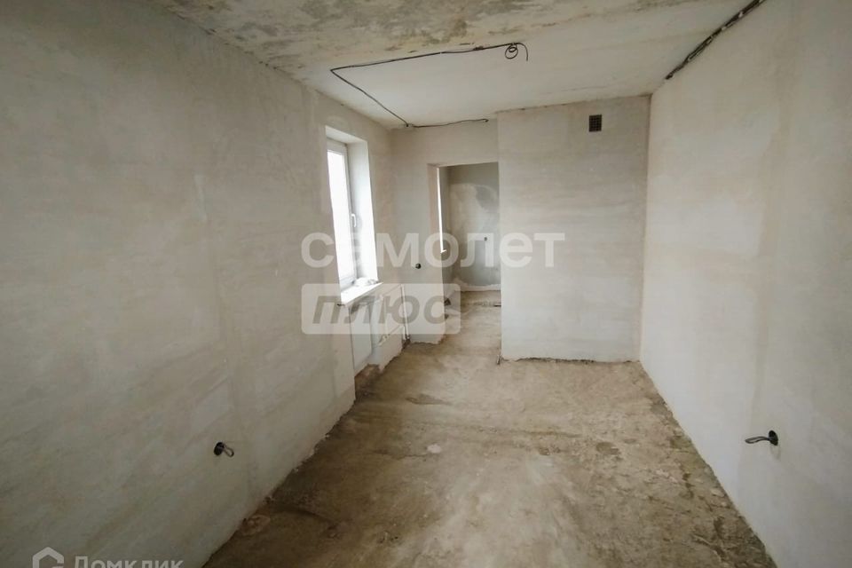 Продаётся 3-комнатная квартира, 104 м²