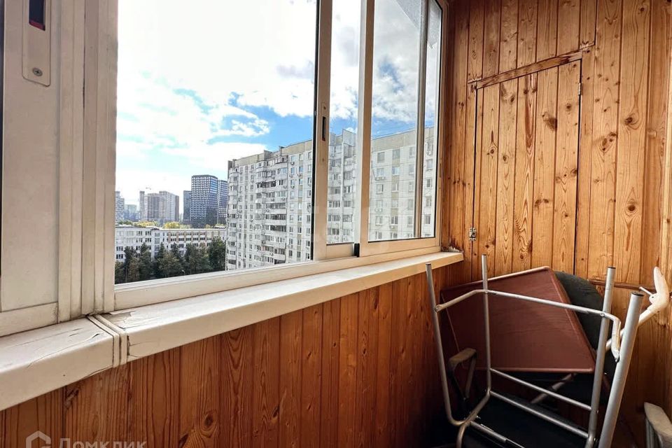 Продаётся 1-комнатная квартира, 37.4 м²