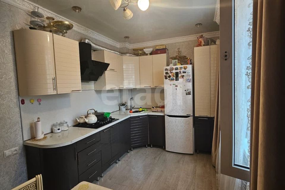 Продаётся 2-комнатная квартира, 63.5 м²