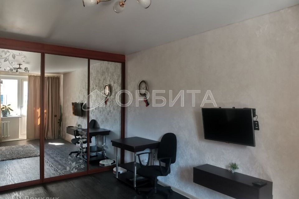 Продаётся 1-комнатная квартира, 41.9 м²