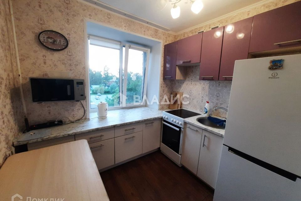 Сдаётся 3-комнатная квартира, 57 м²
