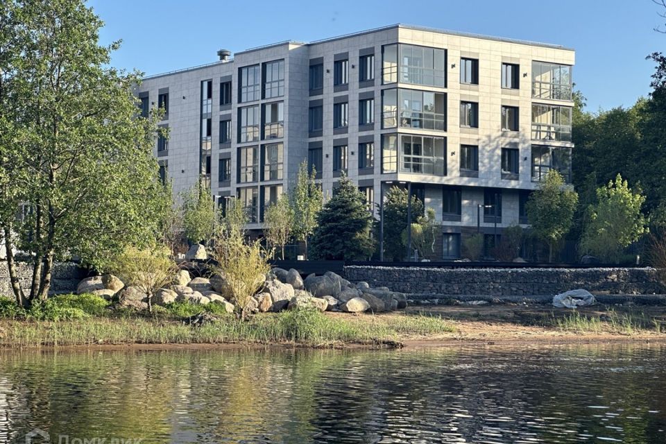 Продаётся 2-комнатная квартира, 66.8 м²