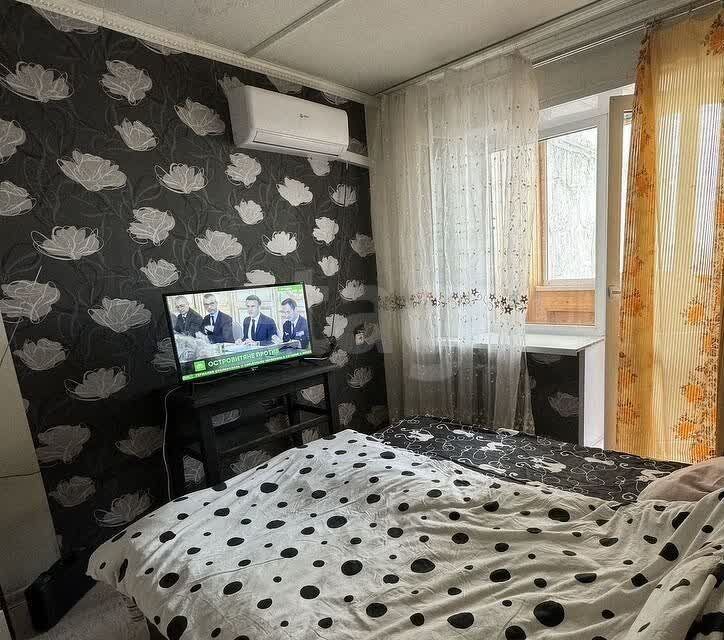 Сдаётся 4-комнатная квартира, 86 м²