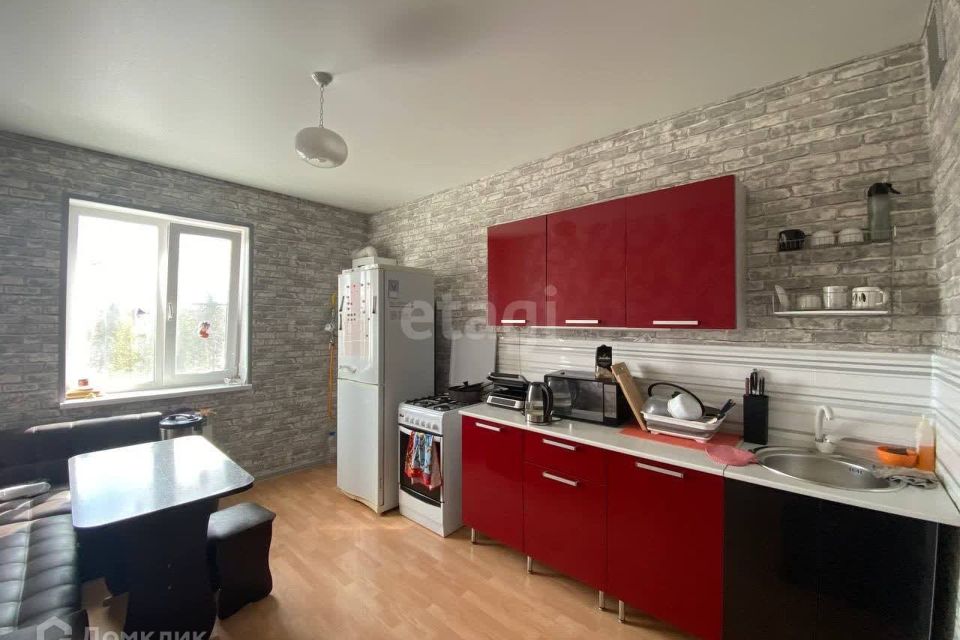 Продаётся 2-комнатная квартира, 66.5 м²