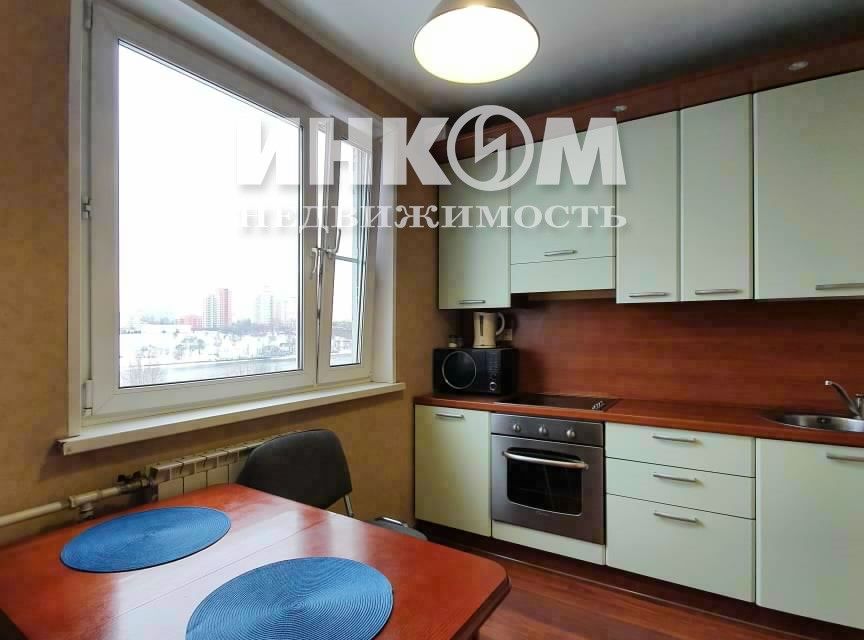 Сдаётся 1-комнатная квартира, 38 м²