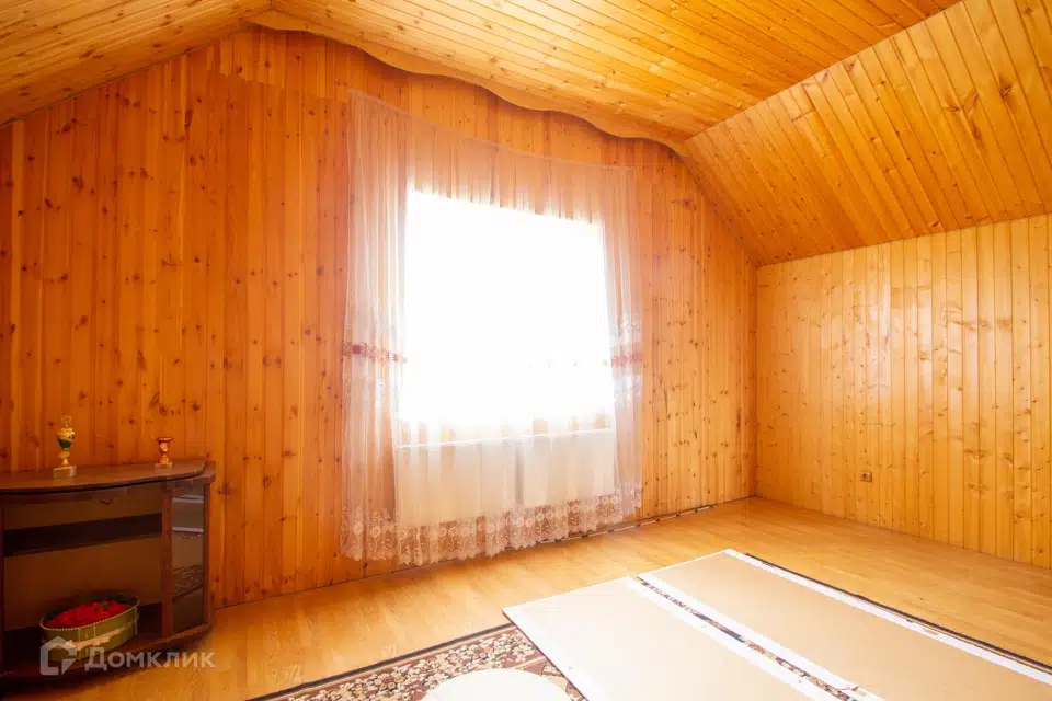 Продаётся 3-этажный дом, 350 м²