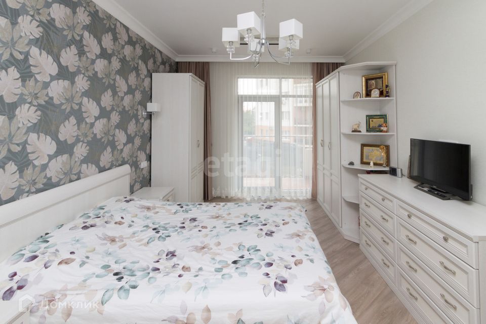 Продаётся 3-комнатная квартира, 103.9 м²