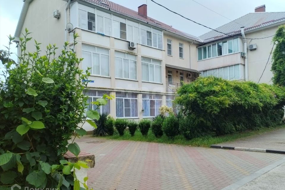 Продаётся 3-комнатная квартира, 77 м²