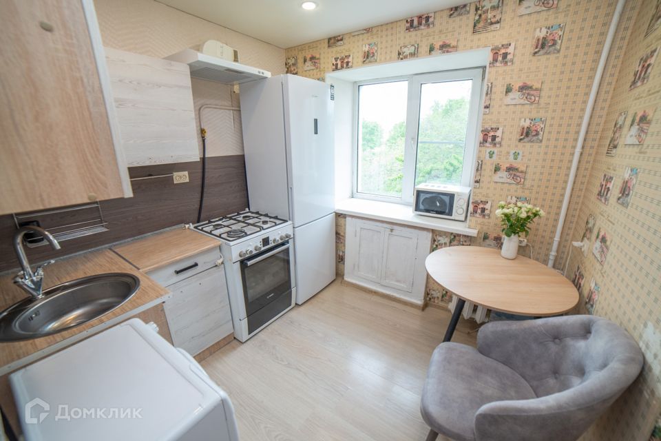 Продаётся 2-комнатная квартира, 42.3 м²
