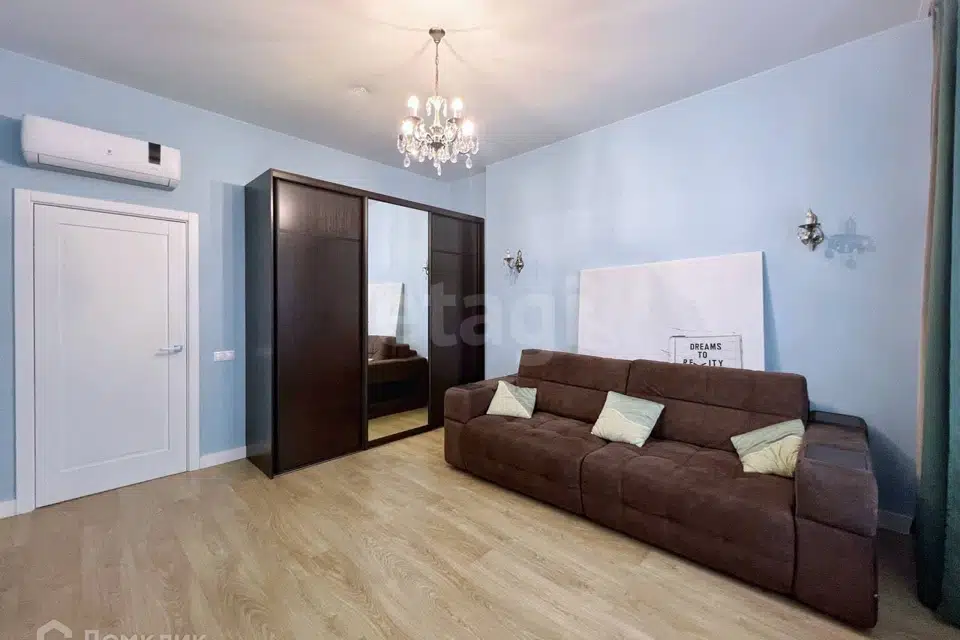 Продаётся 1-комнатная квартира, 39.5 м²