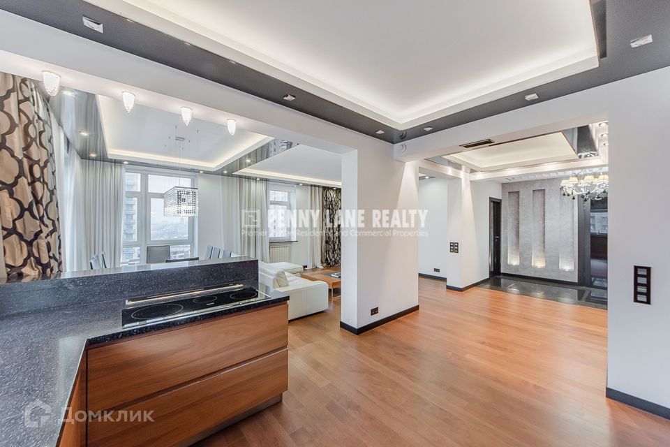 Сдаётся 3-комнатная квартира, 130 м²