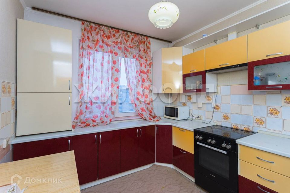 Продаётся 3-комнатная квартира, 76.8 м²