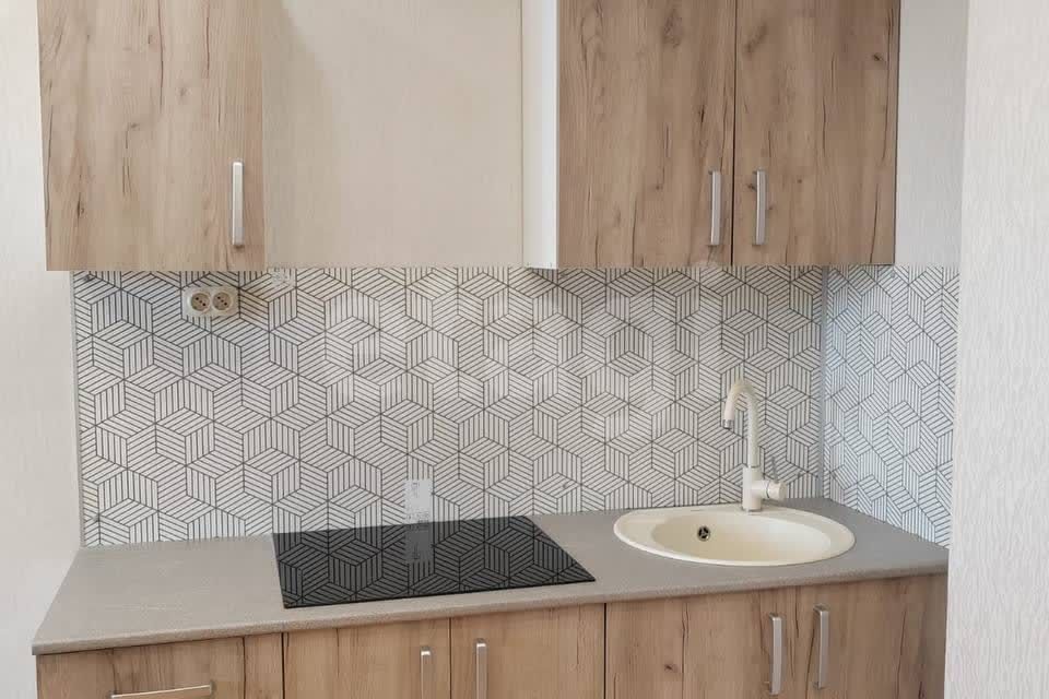 Сдаётся 1-комнатная квартира, 42 м²