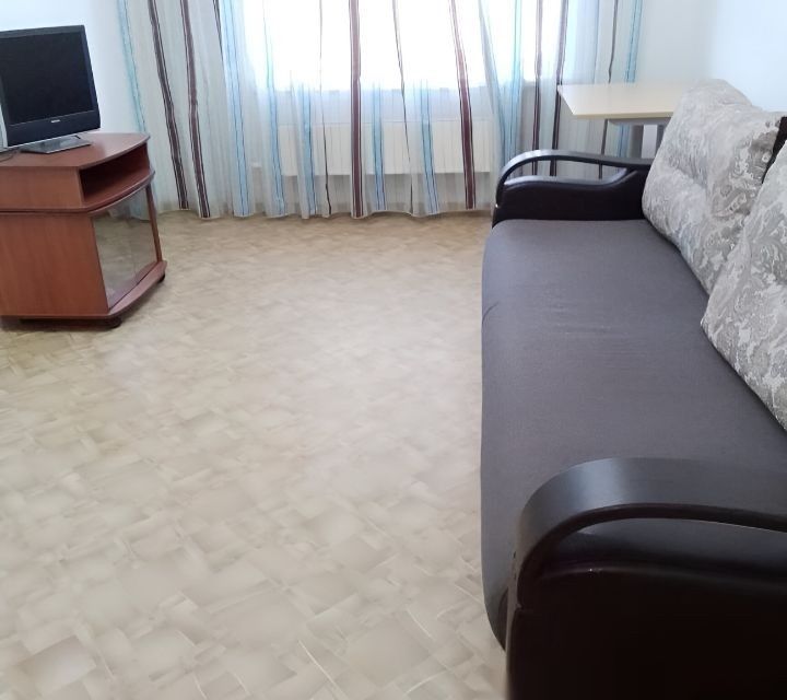 Сдаётся 1-комнатная квартира, 37 м²
