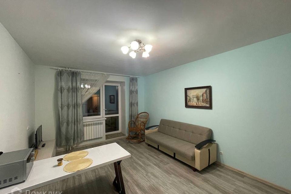 Продаётся 1-комнатная квартира, 43.7 м²