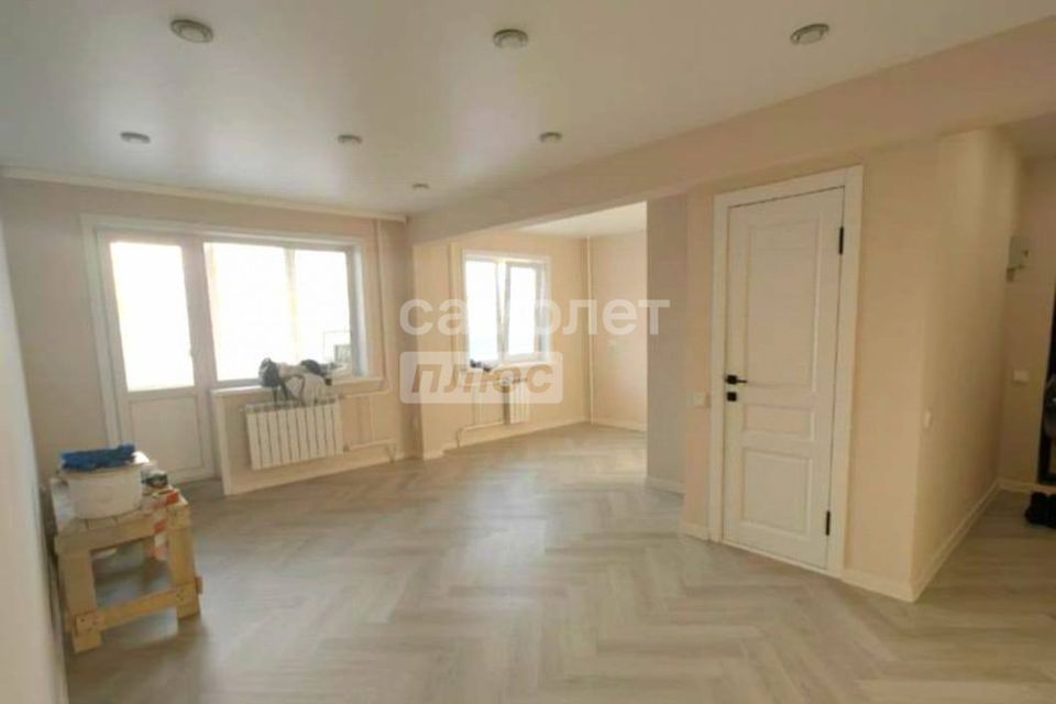 Продаётся 3-комнатная квартира, 58 м²