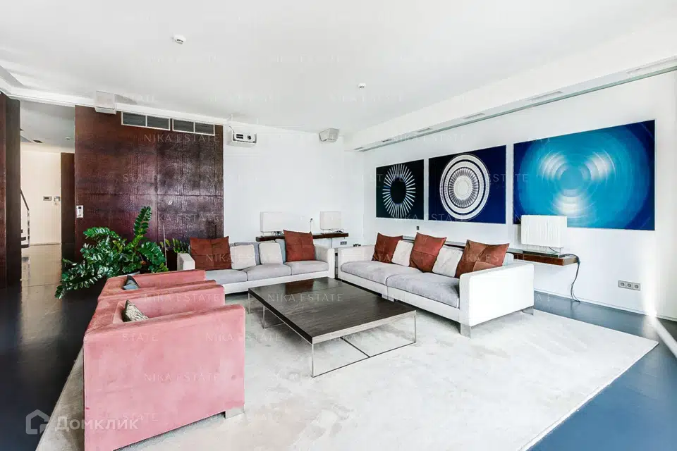 Продаётся 8-комнатная квартира, 428.4 м²