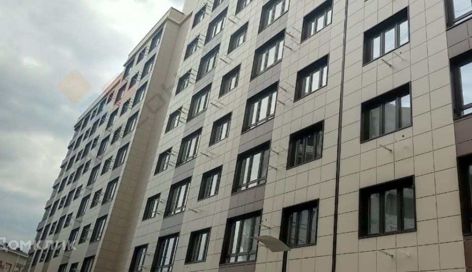 Продаётся 1-комнатная квартира, 49.5 м²