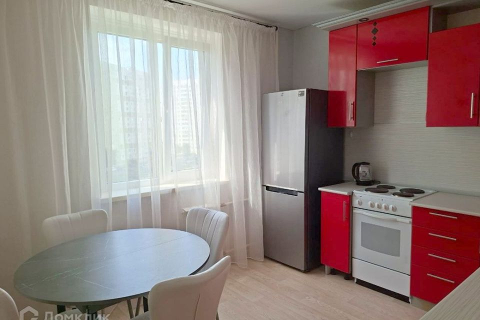 Сдаётся 1-комнатная квартира, 38 м²