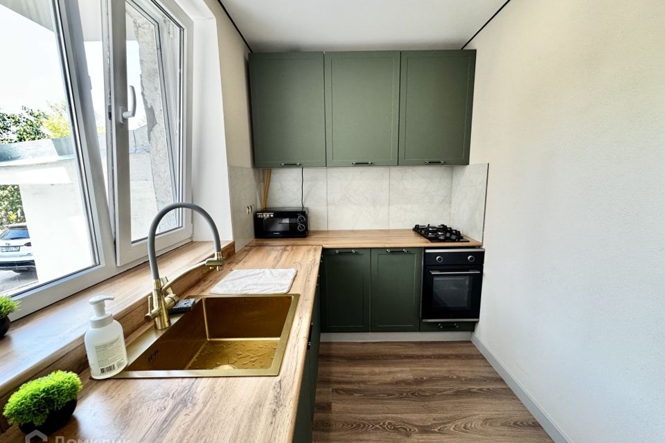 Продаётся 1-комнатная квартира, 38 м²