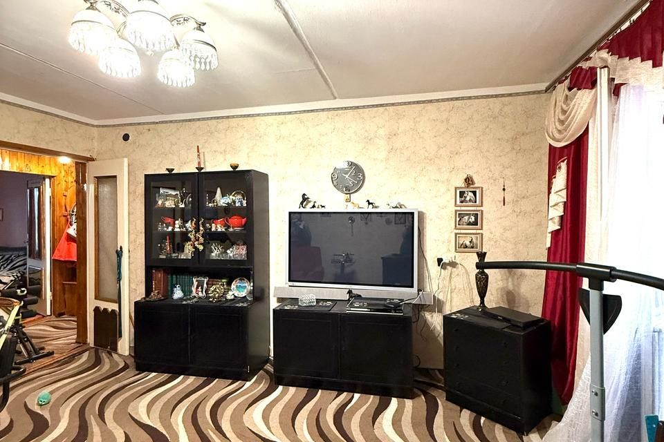 Продаётся 4-комнатная квартира, 76.7 м²