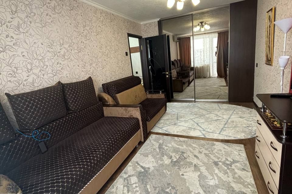 Продаётся 1-комнатная квартира, 33 м²