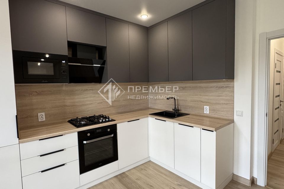 Продаётся 2-комнатная квартира, 70.8 м²