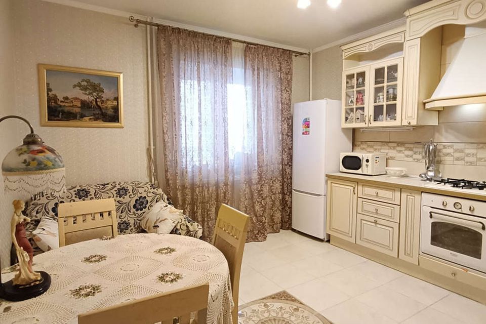 Продаётся 3-комнатная квартира, 87.9 м²