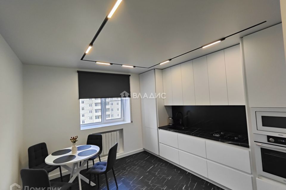 Сдаётся 1-комнатная квартира, 43 м²