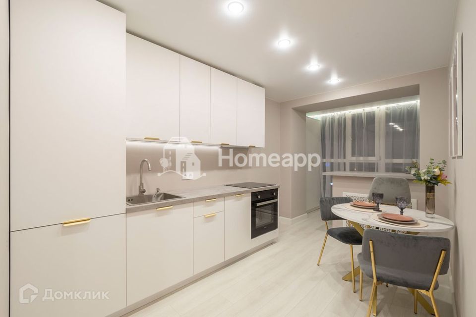 Продаётся 1-комнатная квартира, 41 м²