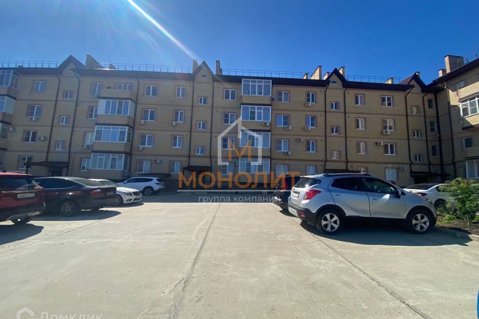 Продаётся 1-комнатная квартира, 42.1 м²