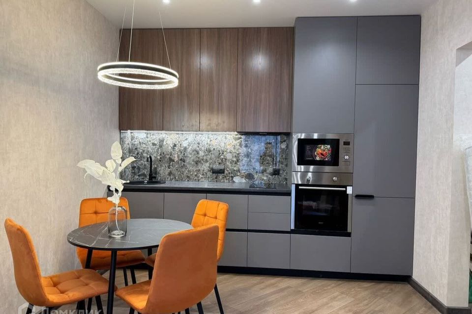Продаётся 1-комнатная квартира, 37.9 м²