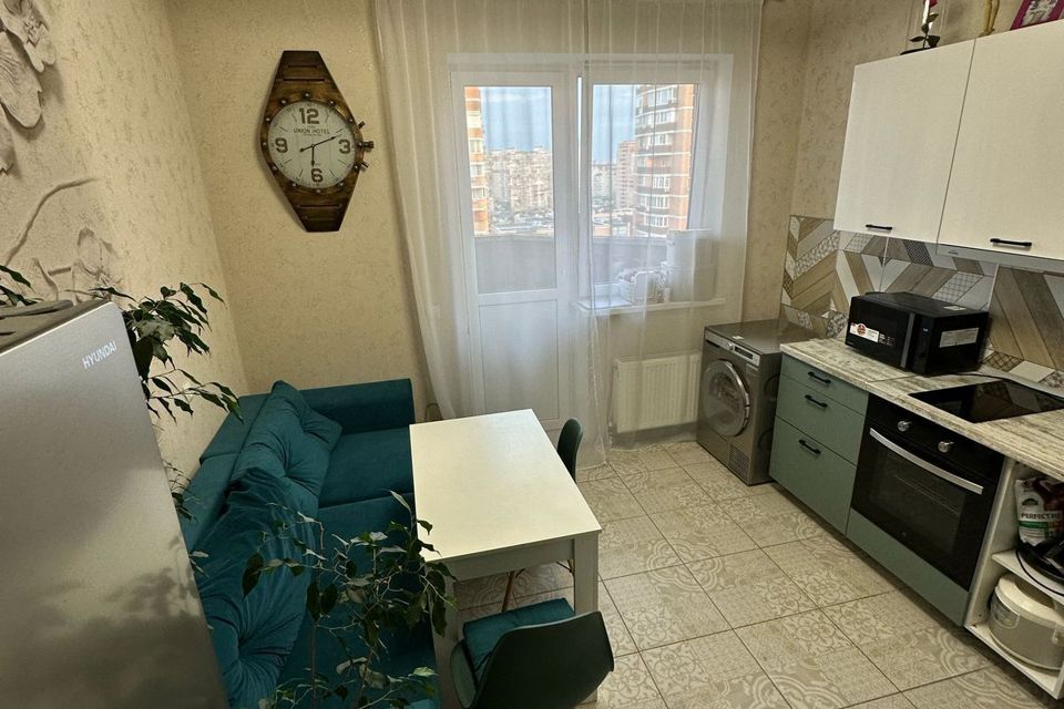 Продаётся 2-комнатная квартира, 66.6 м²