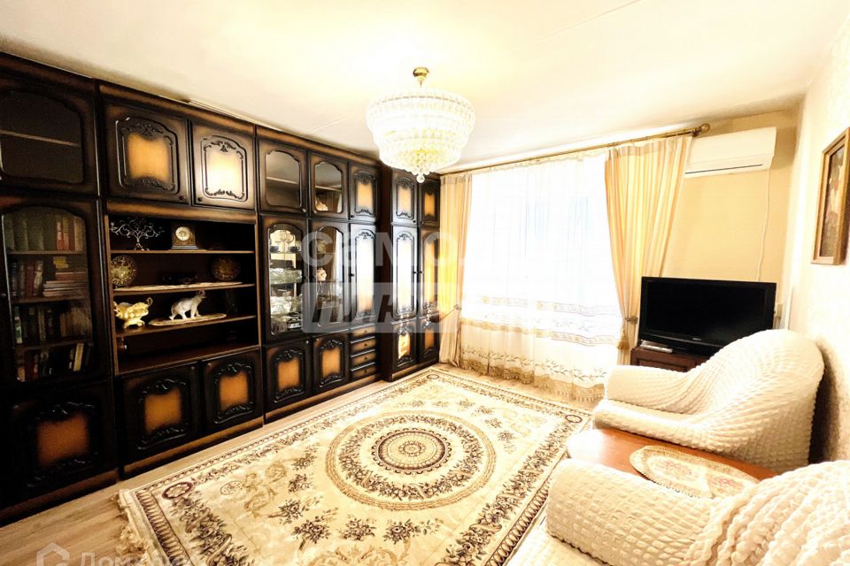 Сдаётся 1-комнатная квартира, 37 м²