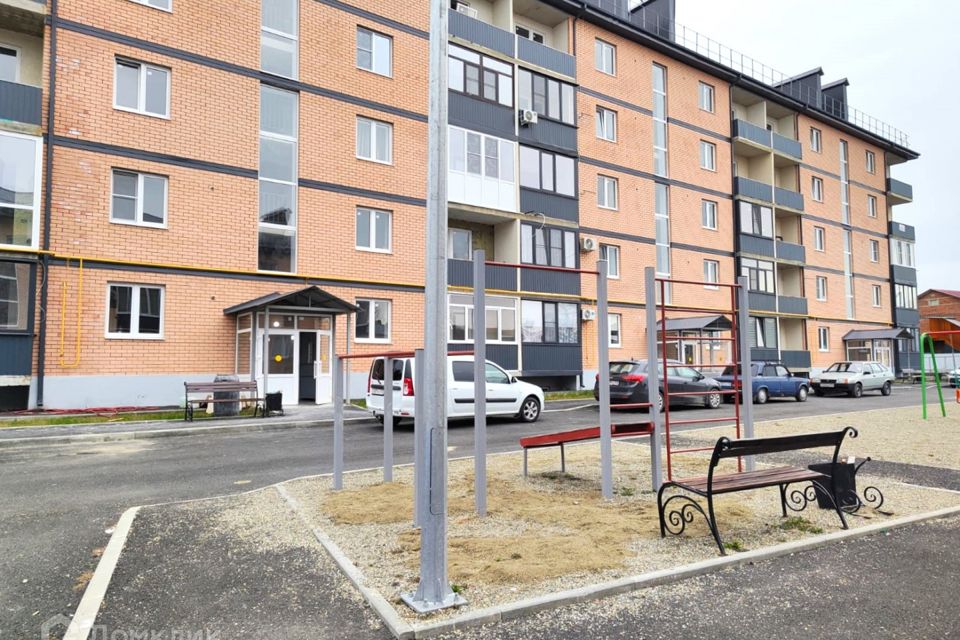 Купить Квартиру на улице Макаренко (Апшеронск) - объявления о Продаже Квартир Недорого ...