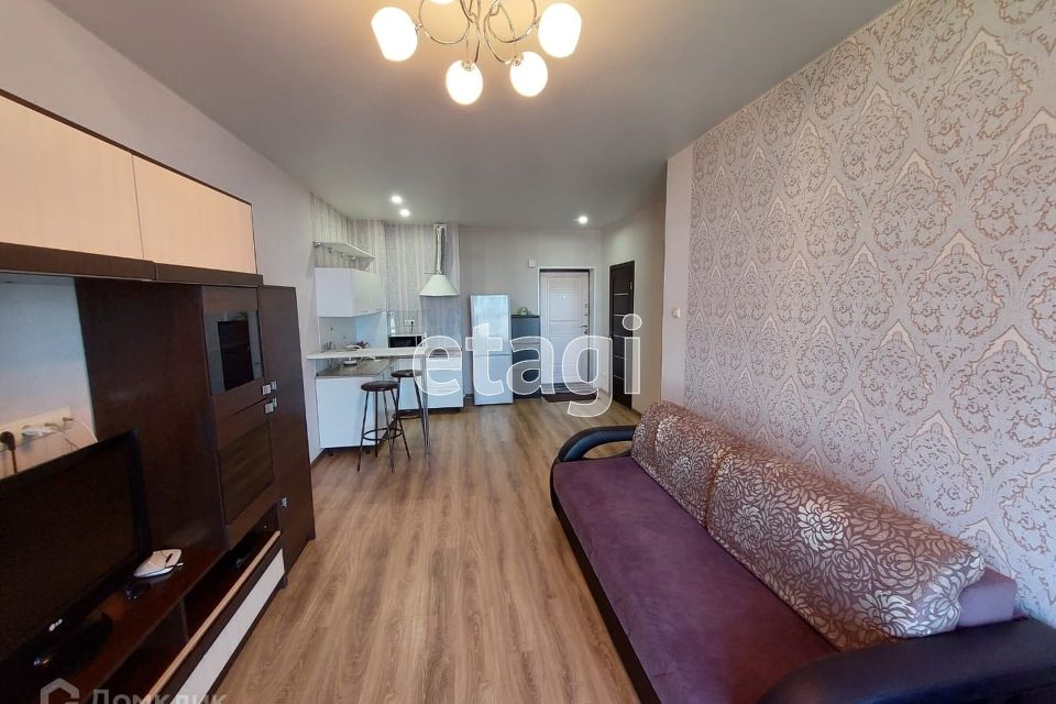 Сдаётся 2-комнатная квартира, 55 м²
