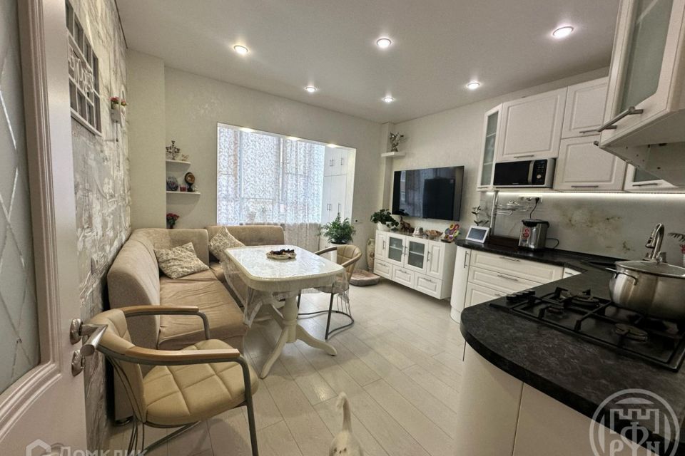 Продаётся 3-комнатная квартира, 83.5 м²