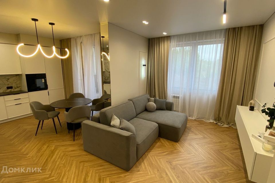 Продаётся 3-комнатная квартира, 72.1 м²