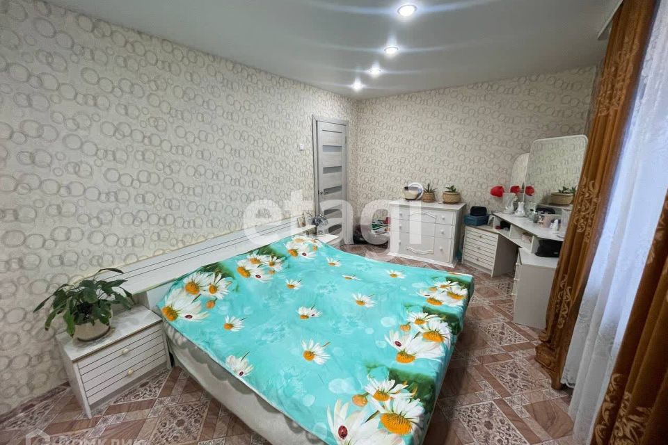 Продаётся 3-комнатная квартира, 55.7 м²