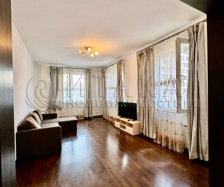 Сдаётся 2-комнатная квартира, 65 м²