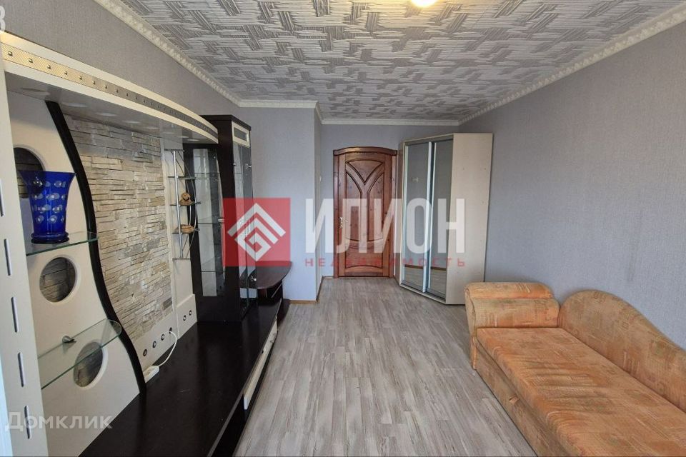 Продаётся 3-комнатная квартира, 48.9 м²