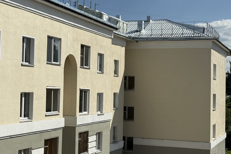 Продаётся 3-комнатная квартира, 72 м²