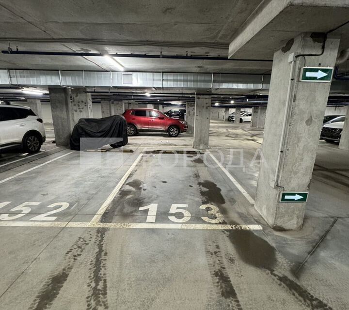 Продаётся машиноместо, 14 м²