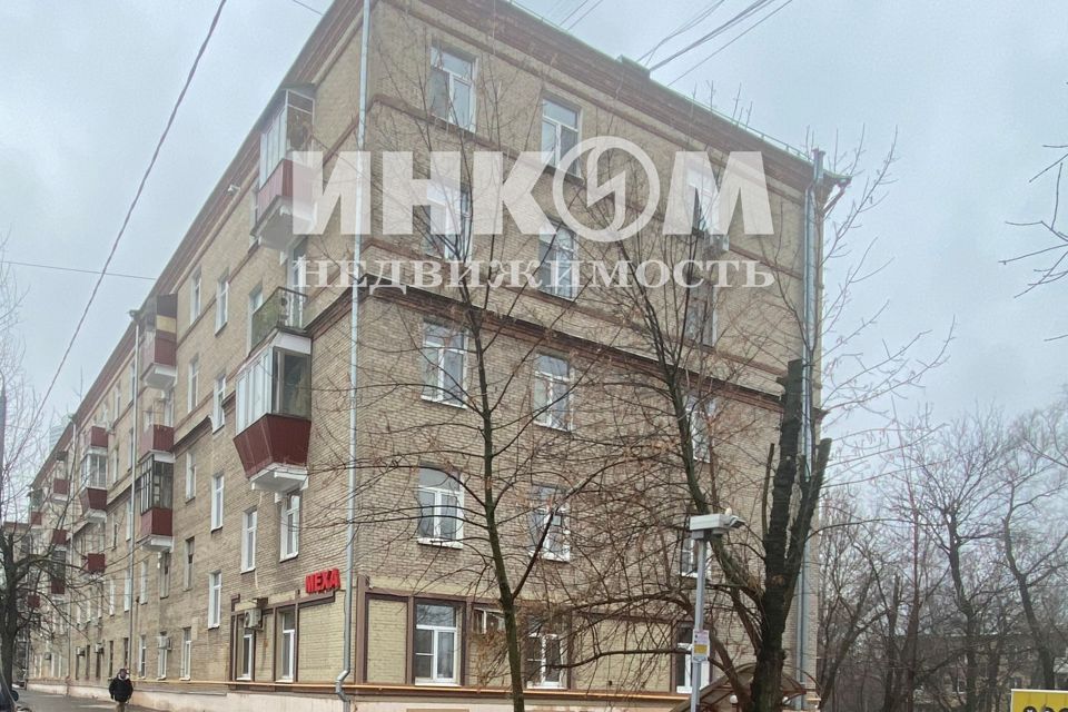 Продаётся комната в 5-комн. квартире, 16.5 м²