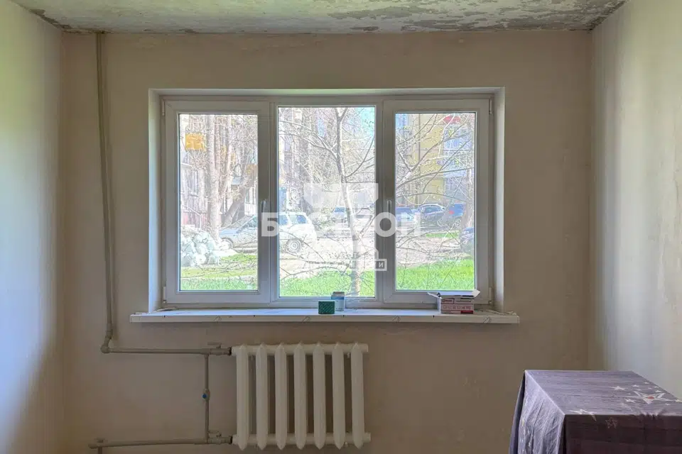 Продаётся 1-комнатная квартира, 32 м²