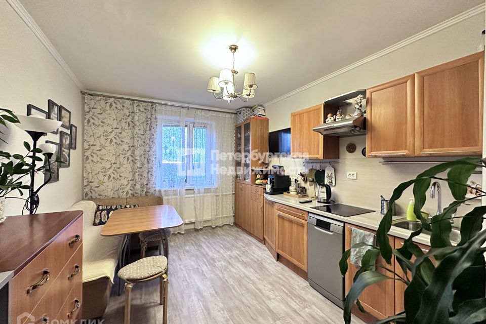 Продаётся 2-комнатная квартира, 55.2 м²